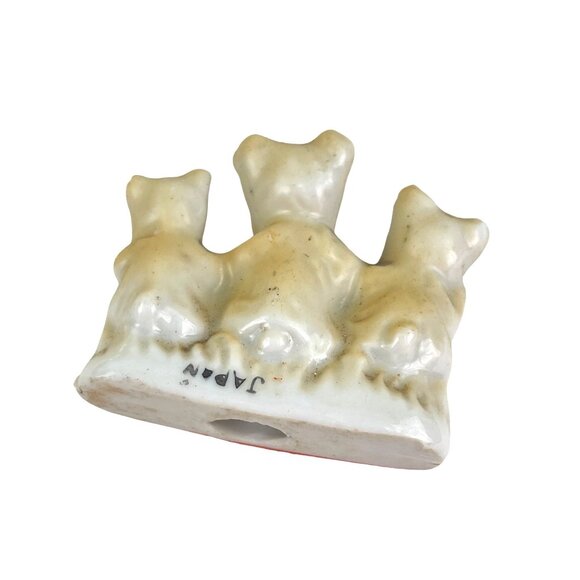 Vintage Japan Ceramic Three Bears Figurine - Picture 3 of 6